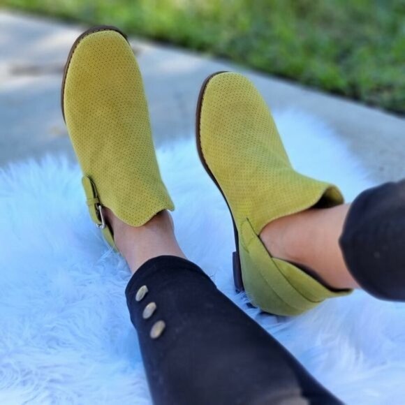 Women's Side Kicks Buckled Cut Out Booties Khaki Color - Picture 5 of 7